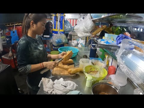 A part of night street food, Takhamo