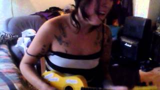 Fallin' (Alicia Keys) ukulele cover by Sarah Bee