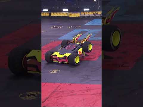 Bot self-destructs after taking a major hit | Vegas All Stars | BattleBots