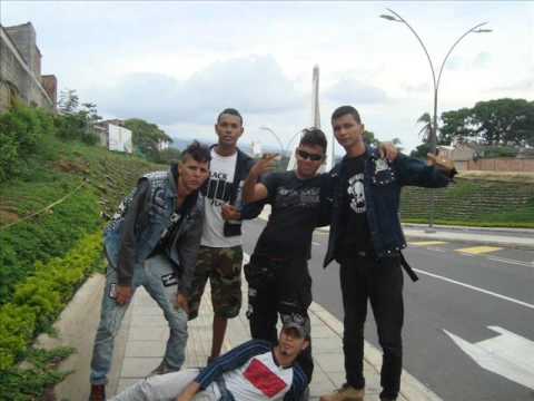 CHamber Eterno - Destruye y Huye ( MG-15 Cover)