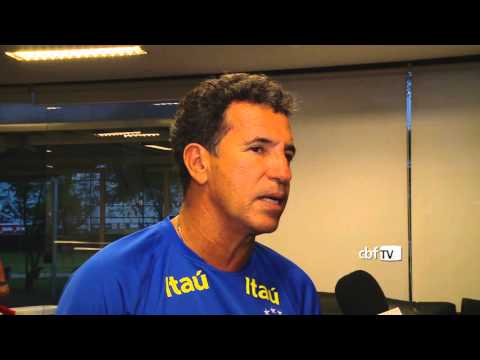 Careca responde: O que pensou ao ver Maradona iniciar o gol que eliminou Brasil na Copa de 90?