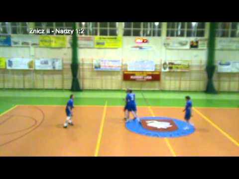 05.12.2010r. Znicz II Kosieczyn - Nadzy w Pokrzywach 2:5 (1:1)