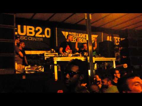 DJ Gumja live at ARTES 2013 / STREET PARADE / Milano, Italy (22.06.2013) - Part 2