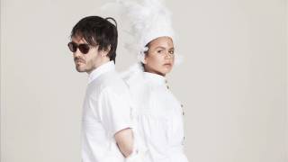 Bomba Estereo - Mar(Lo que siento)