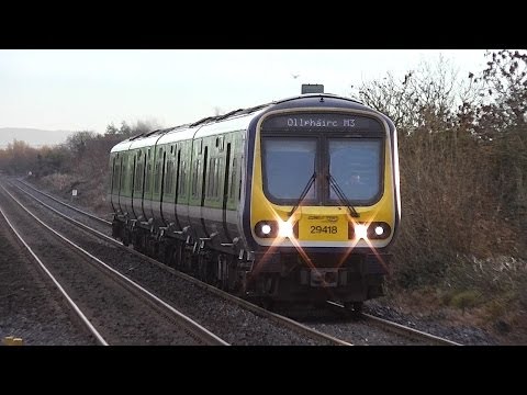 IE 29000 Class DMU Train number 29418 - Ashtown Station, Dublin