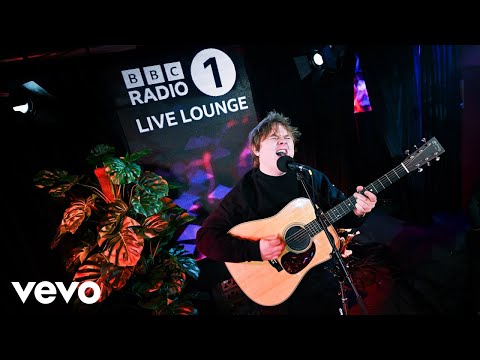 Lewis Capaldi - Still Into You (Paramore cover) in the Live Lounge