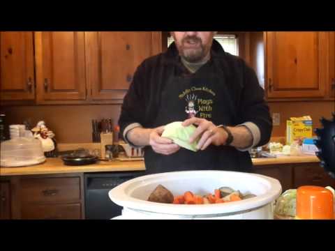 Slow Cooker Corned Beef and Cabbage in Guinness -...