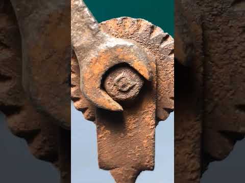 Extremely Rusty Antique Pizza Knife Restoration #antique #restoration #tools