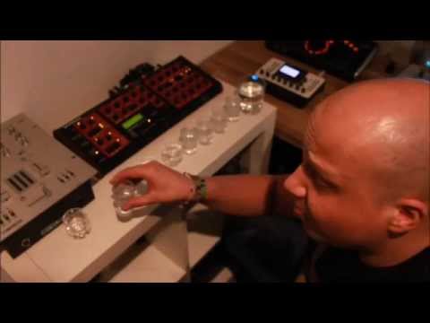 Jan van Bass-10 funny warm up in stop motion