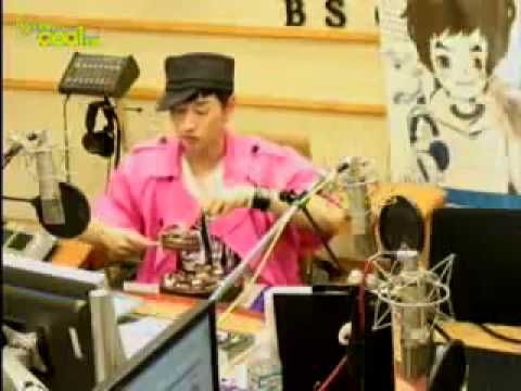 100510 Eunhyuk Wheres my bowl gone   Sukira
