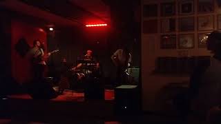 Bombadil: I could make you so happy (live)