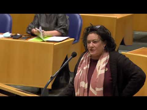 Caroline van der Plas ''Er plegen mensen zelfmoord er gaan bedrijven failliet''