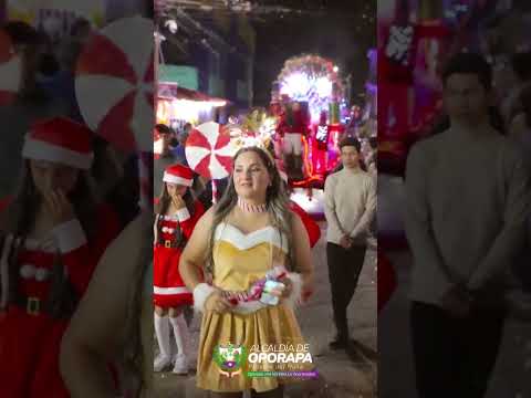 𝐎𝐩𝐨𝐫𝐚𝐩𝐚 𝐛𝐫𝐢𝐥𝐥𝐚 𝐜𝐨𝐧 𝐥𝐚 𝐦𝐚𝐠𝐢𝐚 𝐝𝐞 𝐥𝐚 𝐍𝐚𝐯𝐢𝐝𝐚𝐝