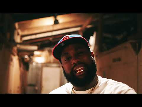 Mac Stoner Feat Van LEE - Hold Me (Official Video)