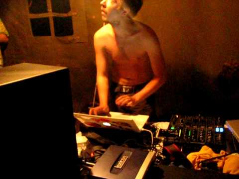 Minus live on the beach_2