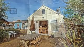 Luxury Lodge: Norfolk Holiday Lodges - Dinky Daze in East Anglia