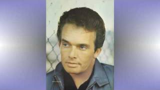 Merle Haggard - Waiting For A Train