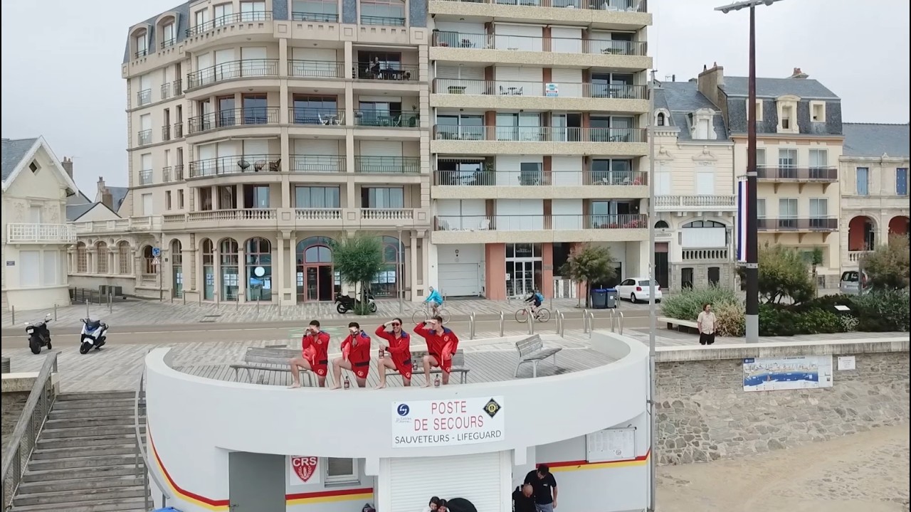 V&B Baywatch