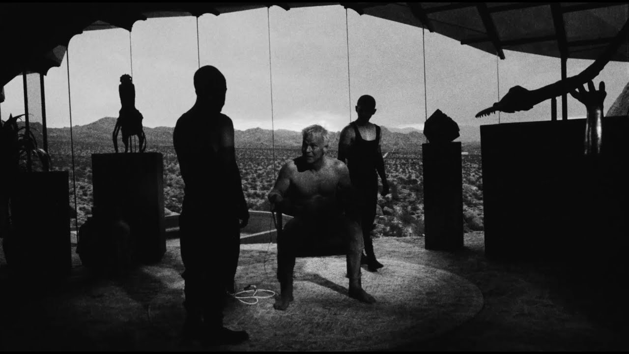 Trailer