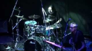 NY-based Japanese drummer Takanori Niida (新井田孝則) Drum Solos