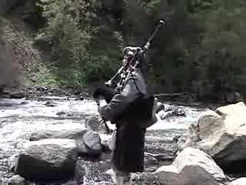 Promotional video thumbnail 1 for Colorado Bagpiper