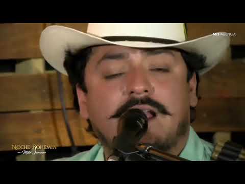 Los Dos Carnales   Moños Negros