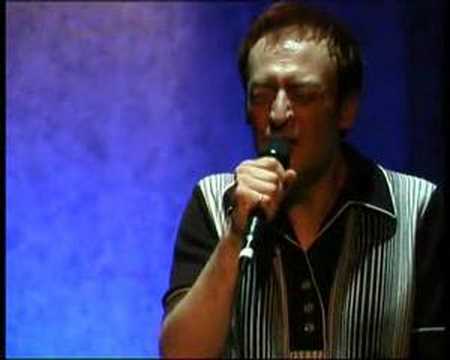 Cuore a nudo di Mauro Ermanno Giovanardi