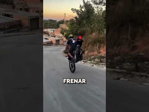 ¡La Rueda se Salió de Repente! 😅 🏍️