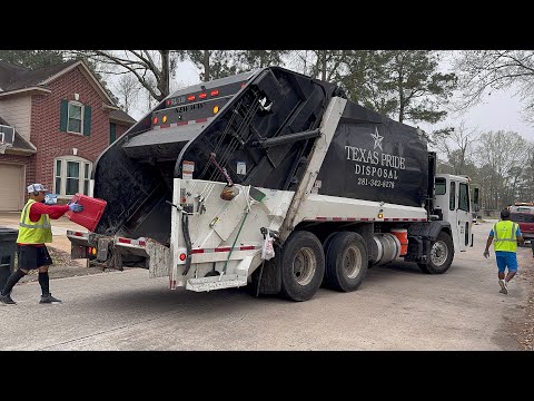 Texas Pride Disposal: Battle LET2 Crew Cab New Way Rear Load Garbage Truck