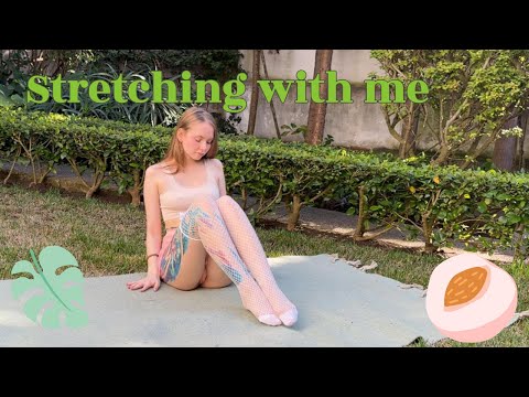 Morning stretching and Workout with Baby Riley | 4K