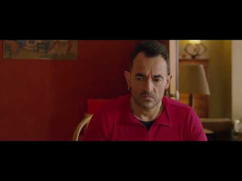 9 Mois ferme (2013) - pregnant scene 5