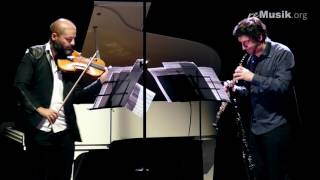 Michael Pelzel :: Chant fractal