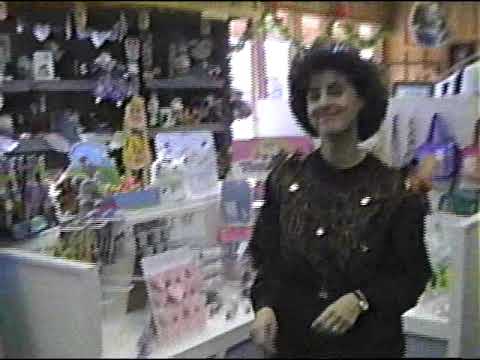 Tour through Treehouse Shop (1992)