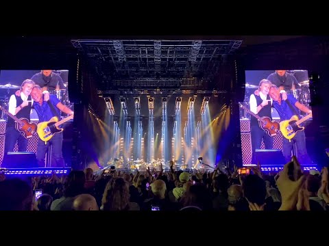 Paul McCartney LIVE 06/16/22 LIVE at MetLife Stadium in East Rutherford, NJ