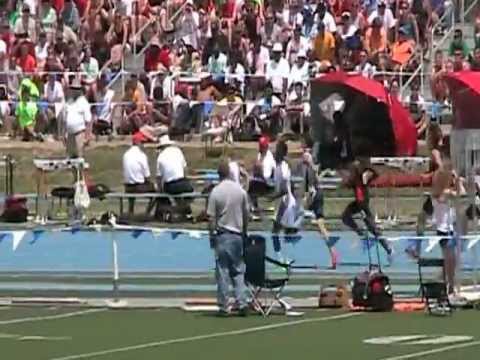 2A 800m Run Final - IHSA State Track and Field Championships 2012