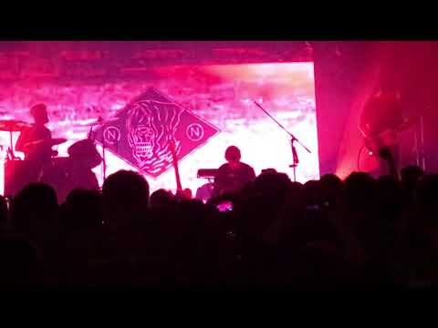 Nothing nowhere live