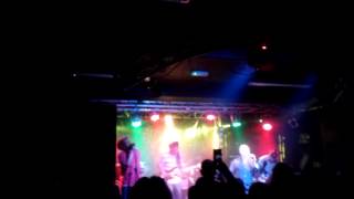 Dreadzone playing digital mastermind live!