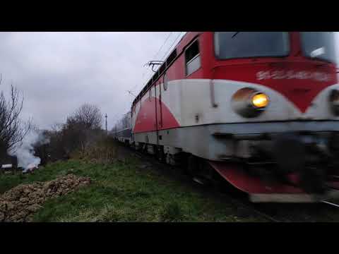 Tren R5723 Suceava - Campulung Moldovenesc trece prin Stroiesti cu 461-113-9 - 19.04.2021