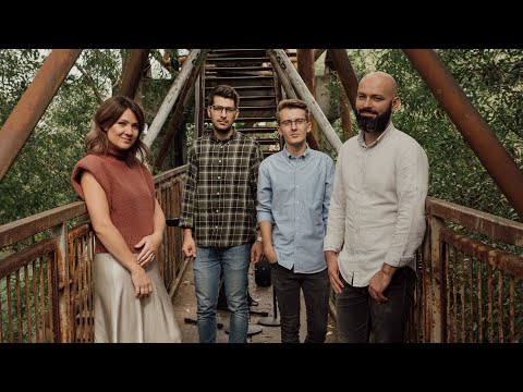 Emma Repede & Adi Kovaci - Domnesti in Veci