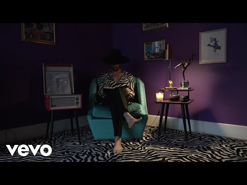 Adanowsky - Noche Fría (Visualizer)