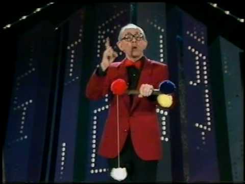 Voir la vidéo de Pompom Baguette Magique