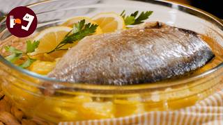 Dorada con patatas al horno: la receta clásica que pasa de generación en generación