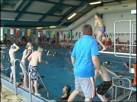 Wettbewerb: Schwimm-Meeting der Drittklässler - ELSTERWELLE