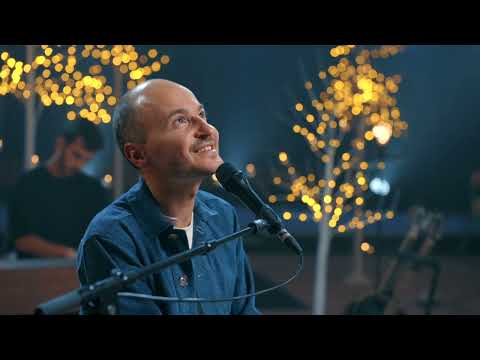 Voici que l'ange Gabriel - Glorious #noel #noël