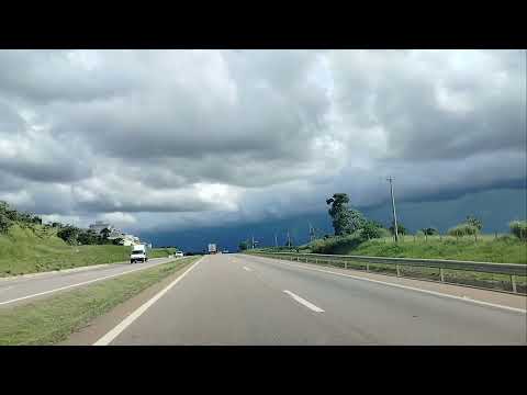 CHUVA INTENSA NO INTERIOR DE SÃO PAULO.. PRÓXIMO A RIO DAS PEDRAS.