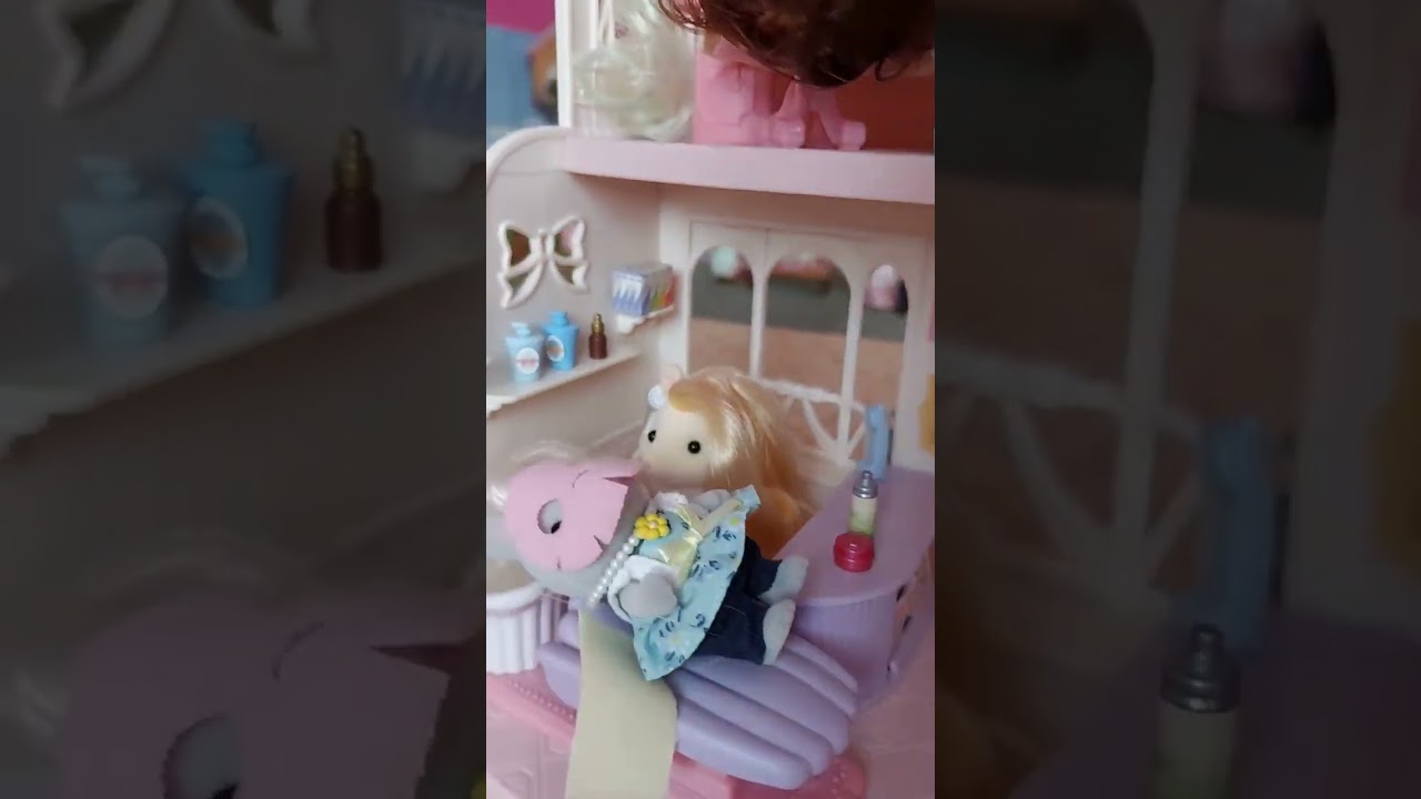 Watch video Let's go to the Pony's Stylish Hair Salon - Sylvanian Families / Calico Critters New 2022 #Shorts Now Let's go to the Pony's Stylish Hair Salon - Sylvanian Families / Calico Critters New 2022 #Shorts