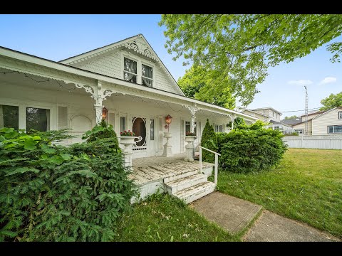 Charming Building - 260 Main St., Prince Edward County