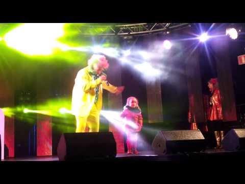 't Denske - Jordy Swillens LEEUW AUW WIEVERBAL 2014 (Samen met petekindje Fenna!!)