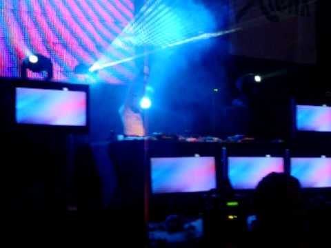 Intrarea lui Dash Berlin @Xteria 21 mai 2011