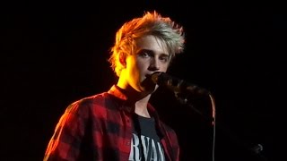 Dalton Rapattoni - Dancing in the Dark (Live)